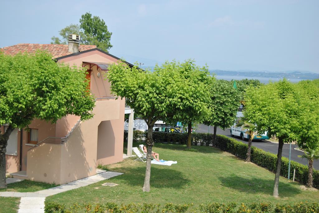 Residence Villaggio Tiglio Sirmione Zewnętrze zdjęcie
